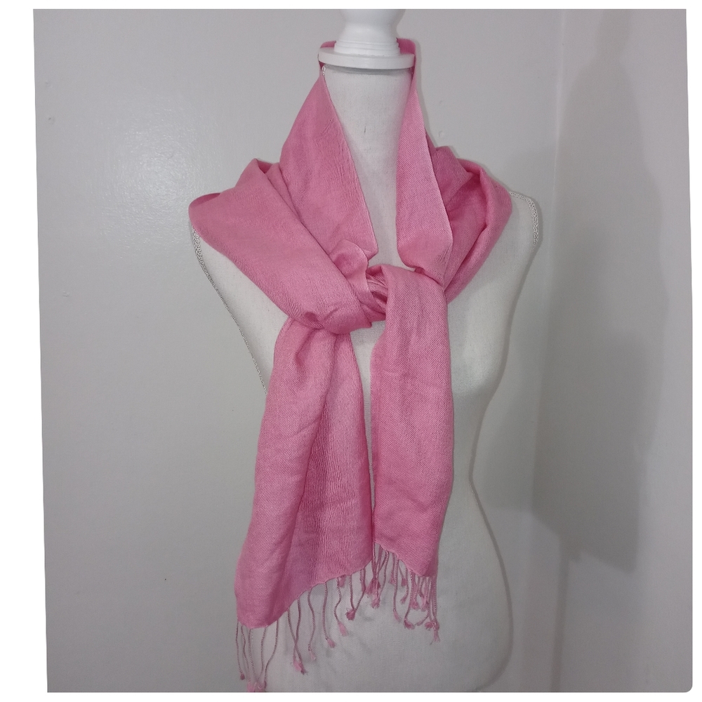 Vintage Silk Pashmina Pink Scarf with Tassels▪